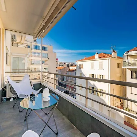 Sublime Contemporary In The Heart Of