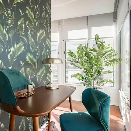 Sublime Contemporary In The Heart Of דירה *