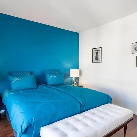 Sublime Contemporary In The Heart Of קאן